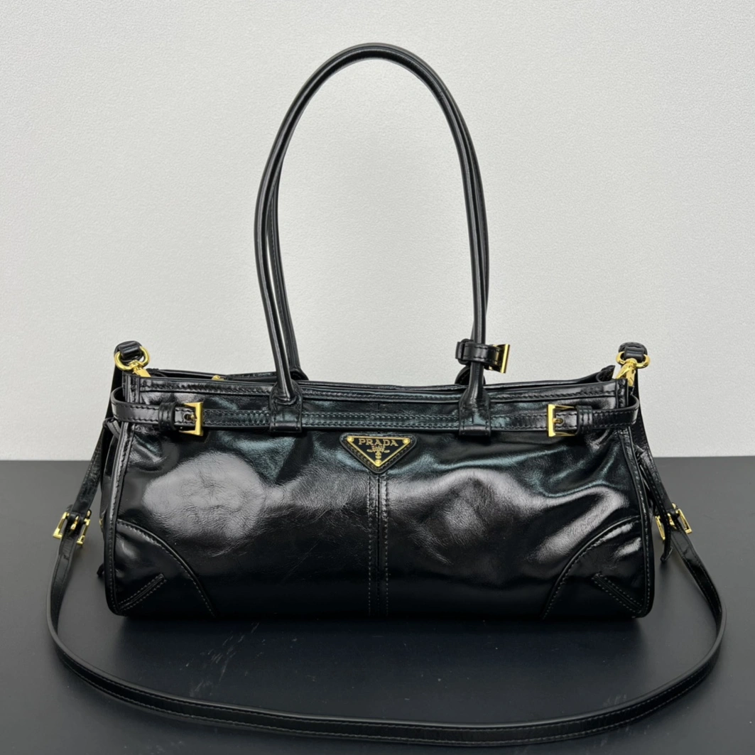 Prada AAA Quality Shoulder Bags For Women Reliable 6195