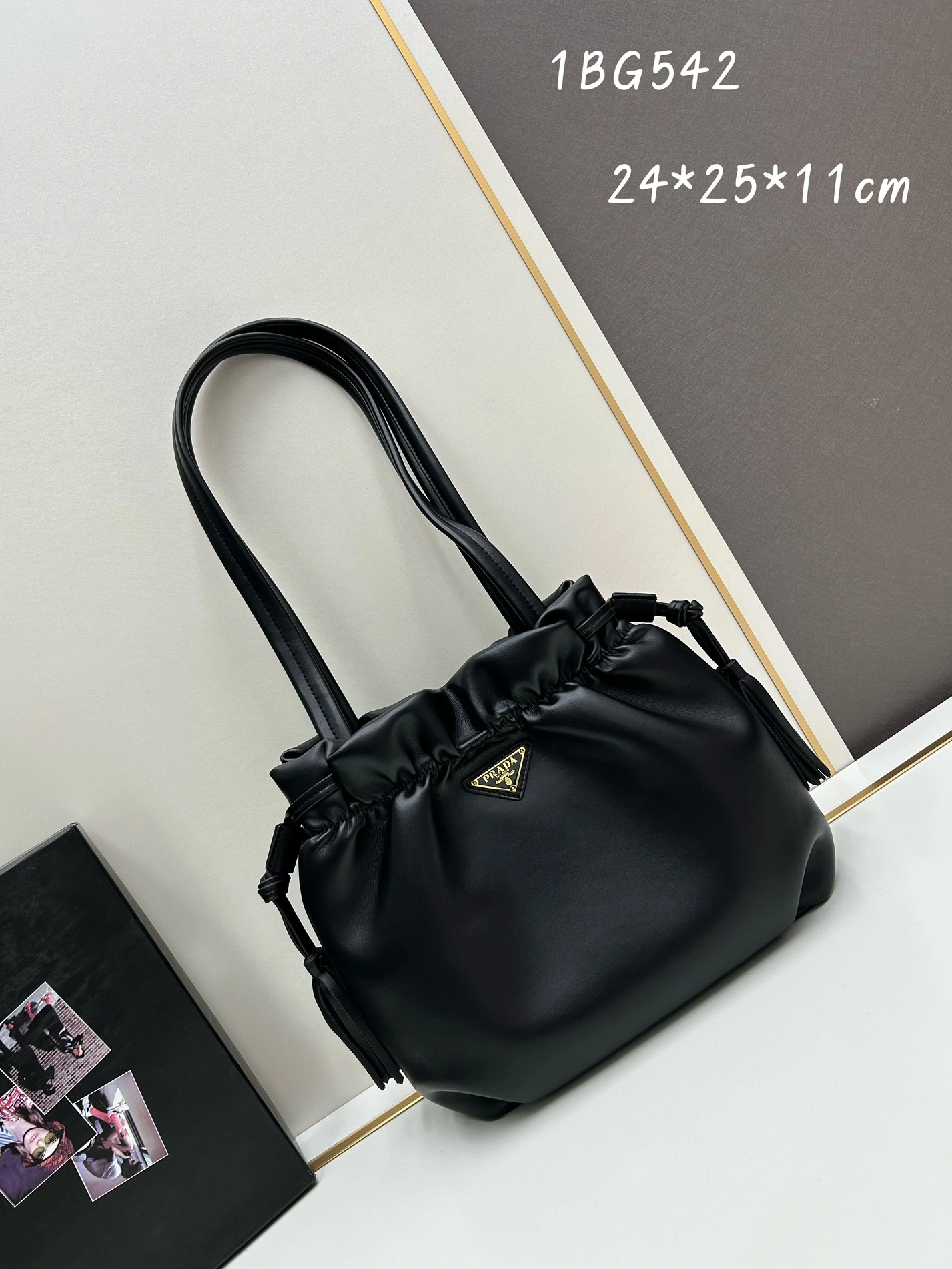 Prada AAA Quality Shoulder Bags For Women Sleek 9737
