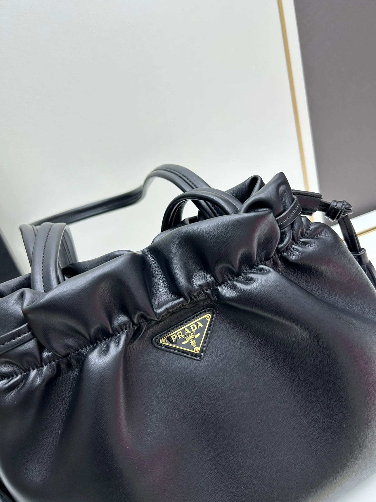 Prada AAA Quality Shoulder Bags For Women Sleek 9737