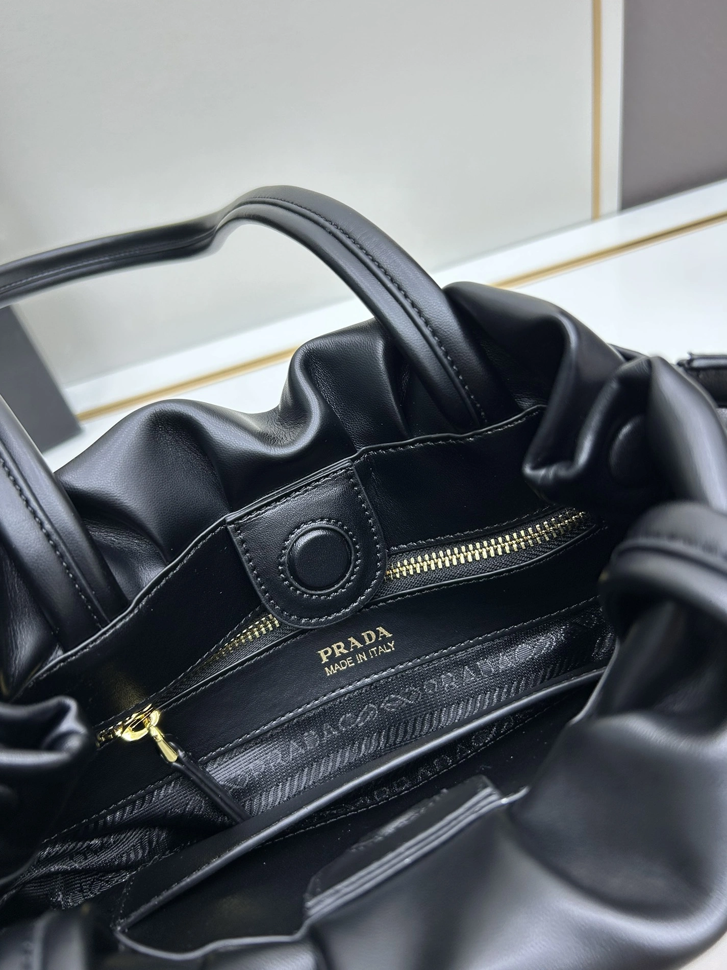 Prada AAA Quality Shoulder Bags For Women Sleek 9737