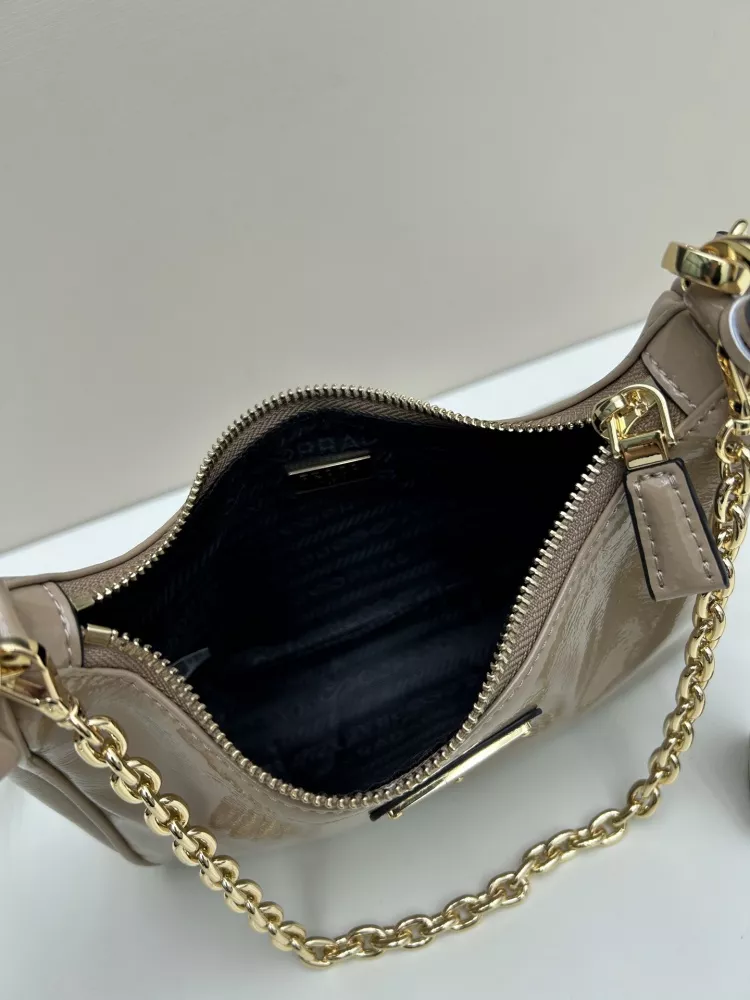 Prada AAA Quality Shoulder Bags For Women SmartChoice 4907