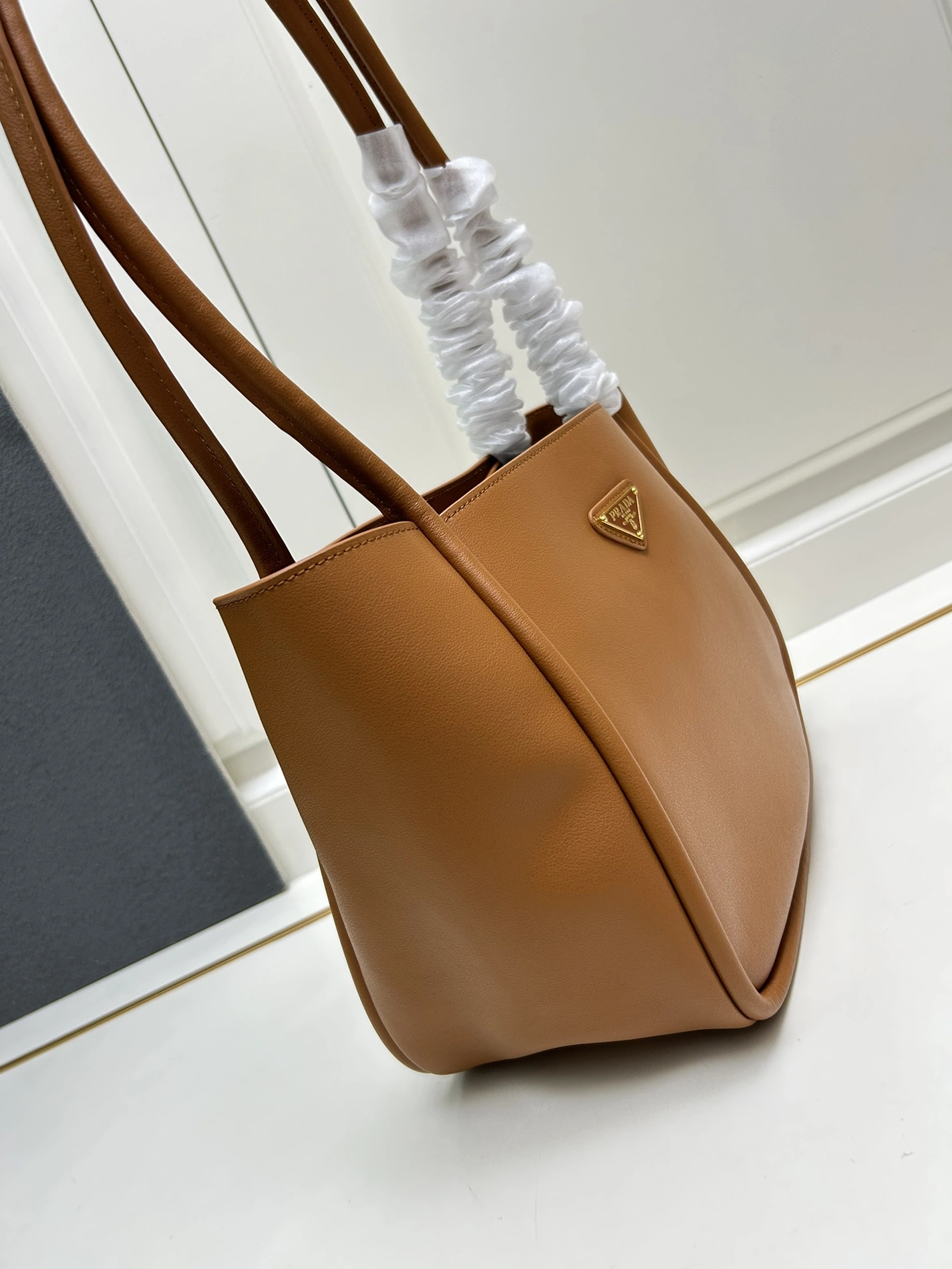 Prada AAA Quality Shoulder Bags For Women SmartChoice 6083