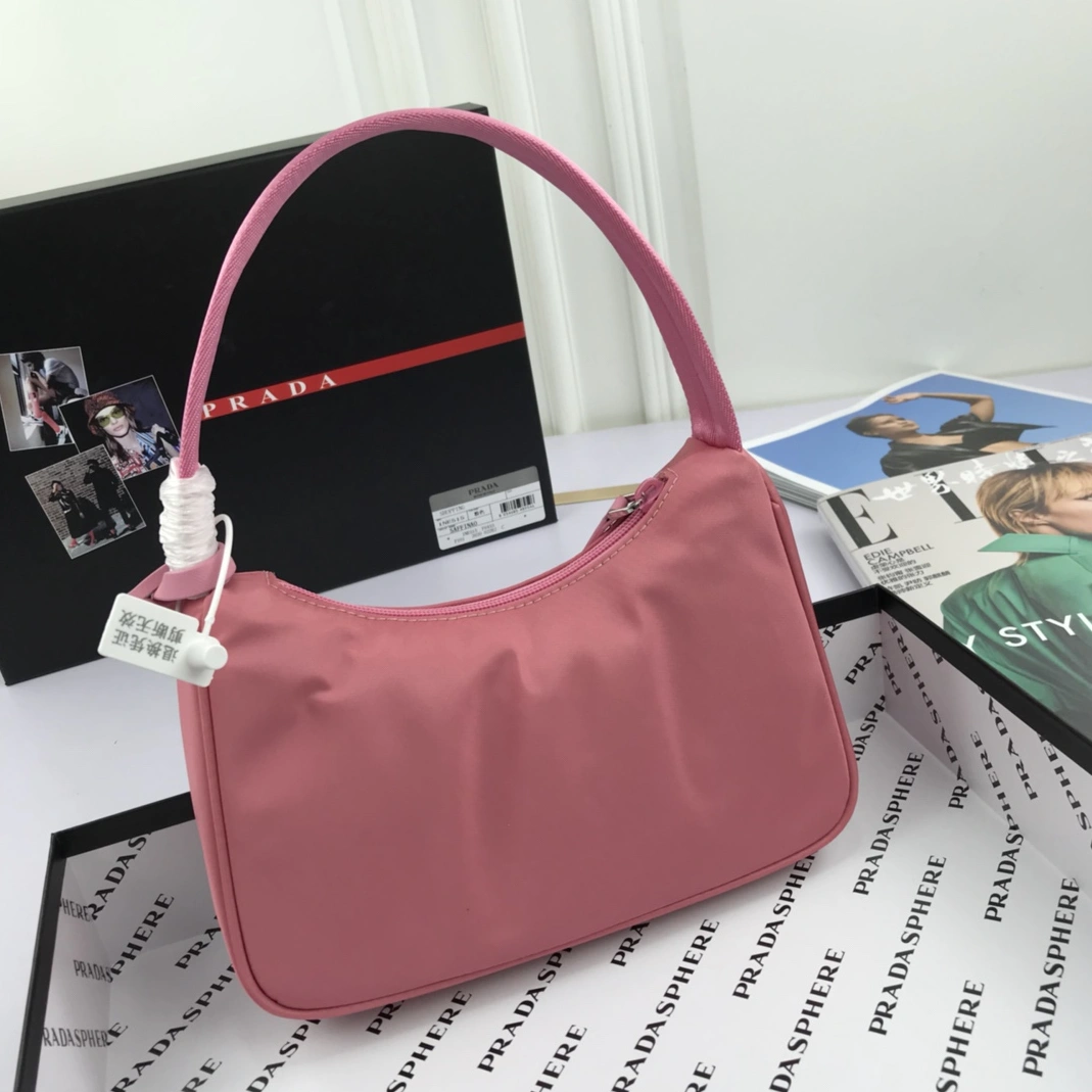 Prada AAA Quality Shoulder Bags For Women Stylish 3673