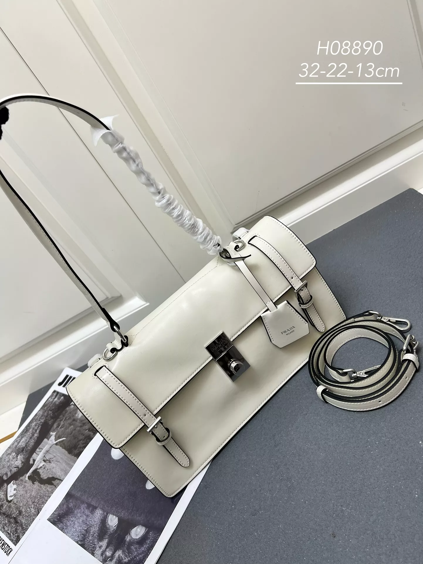 Prada AAA Quality Shoulder Bags For Women Stylish 800