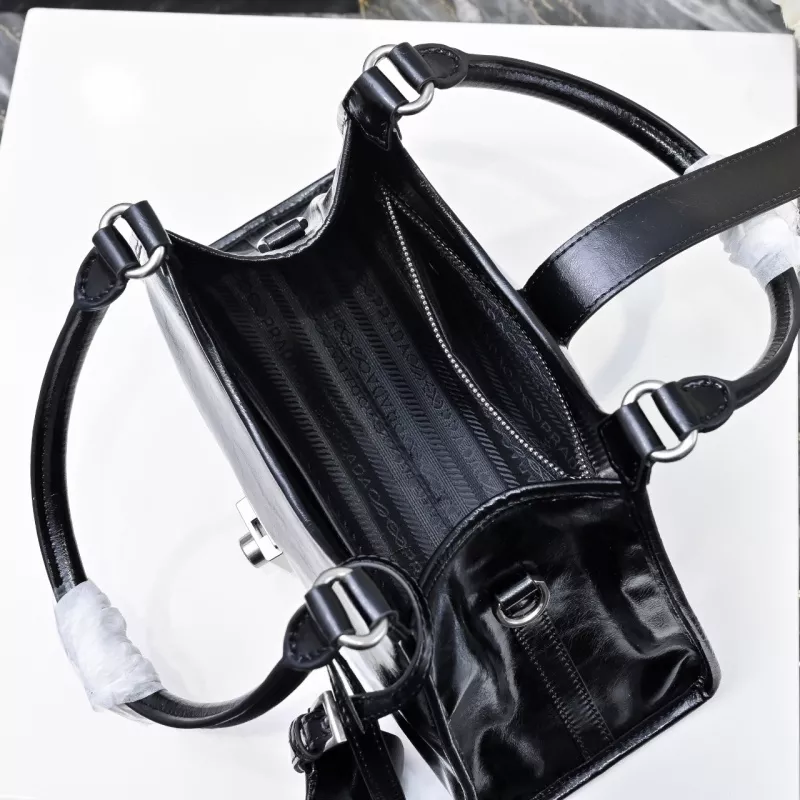 Prada AAA Quality Shoulder Bags For Women Timeless 5919
