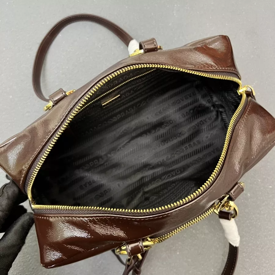 Prada AAA Quality Shoulder Bags For Women Trendy 5112