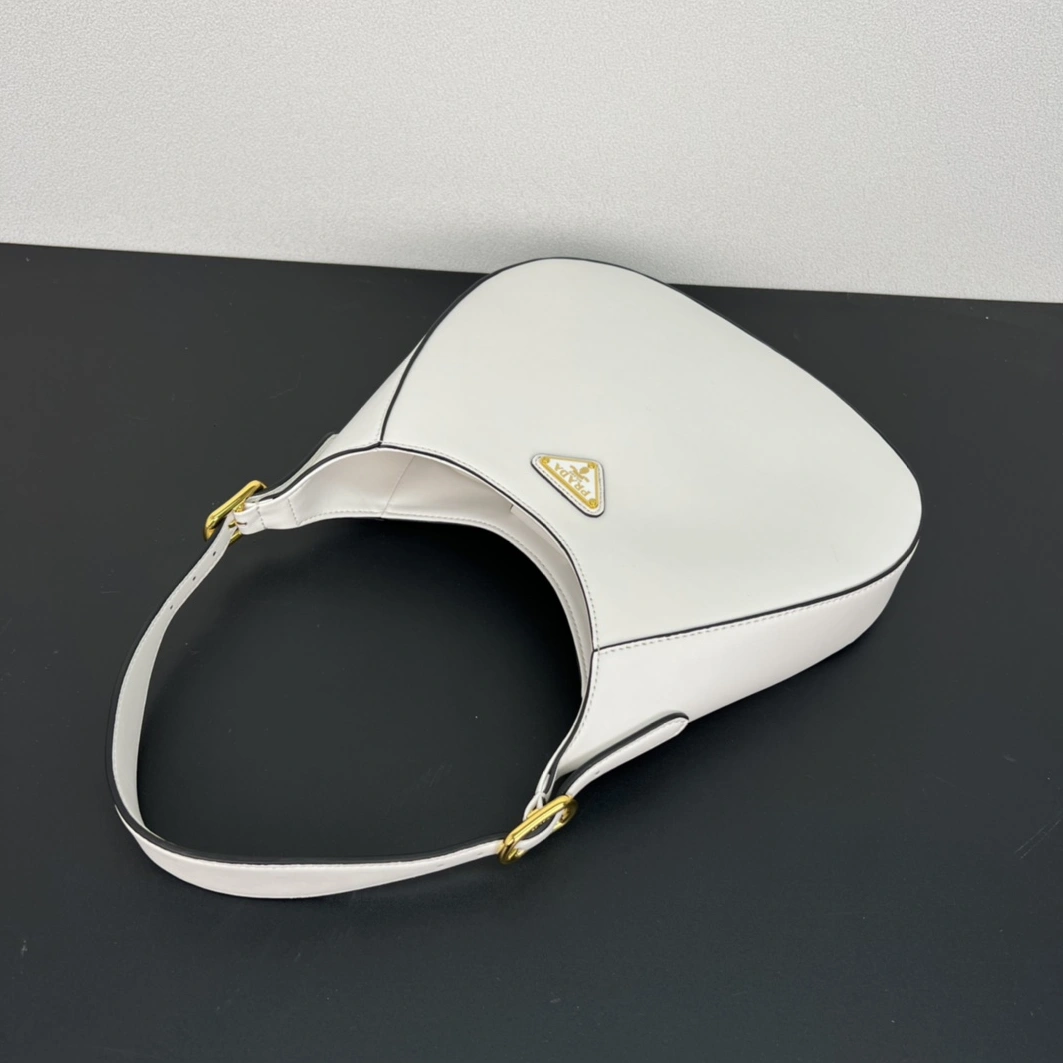 Prada AAA Quality Shoulder Bags For Women Unique 1872