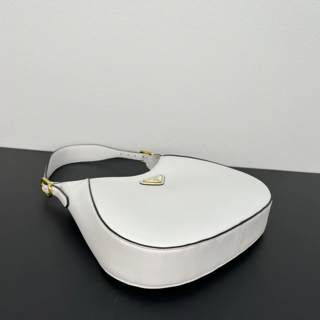 Prada AAA Quality Shoulder Bags For Women Unique 1872