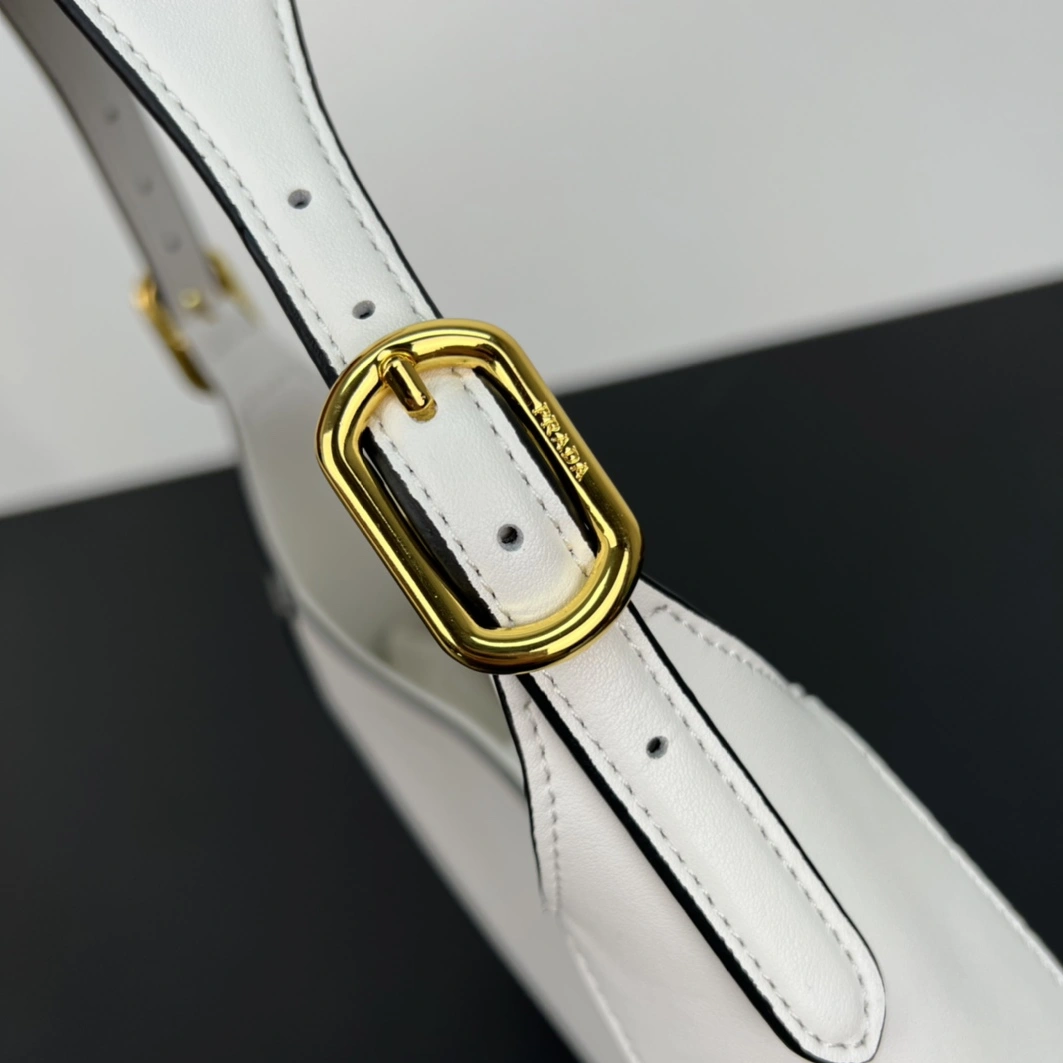 Prada AAA Quality Shoulder Bags For Women Unique 1872