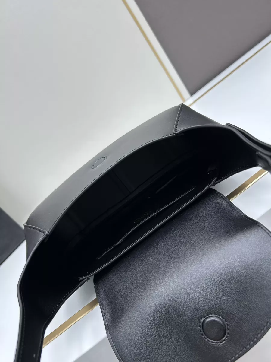 Prada AAA Quality Shoulder Bags For Women Unique 7056