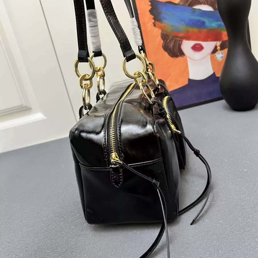 Prada AAA Quality Shoulder Bags For Women UrbanStyle 7152