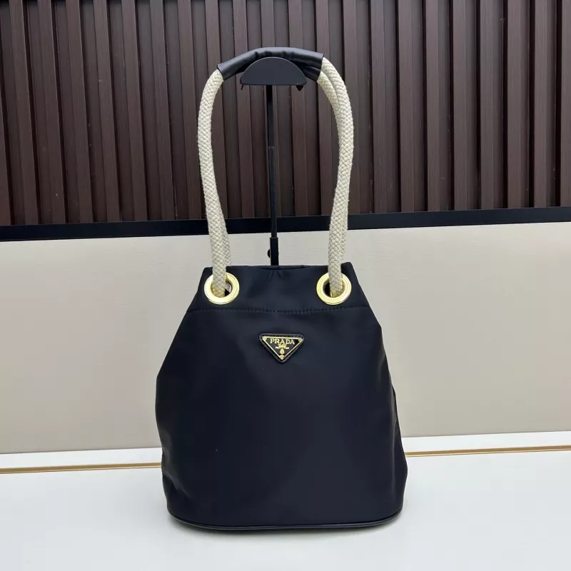 Prada AAA Quality Shoulder Bags For Women WellDesigned 4473