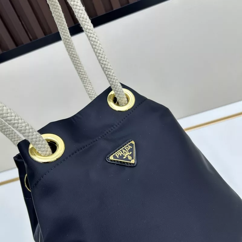 Prada AAA Quality Shoulder Bags For Women WellDesigned 4473