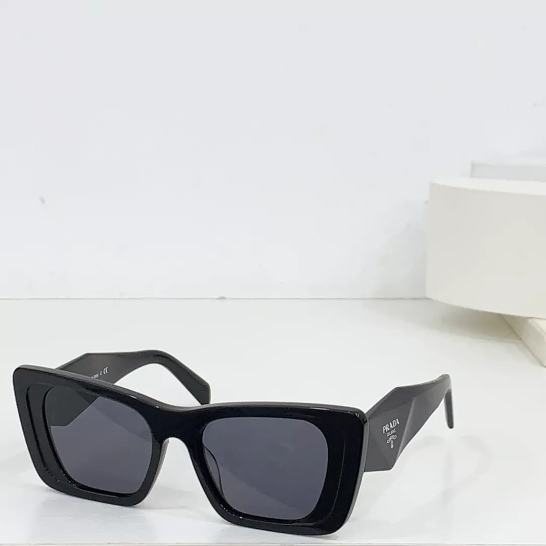 Prada AAA Quality Sunglasses Classic 7657