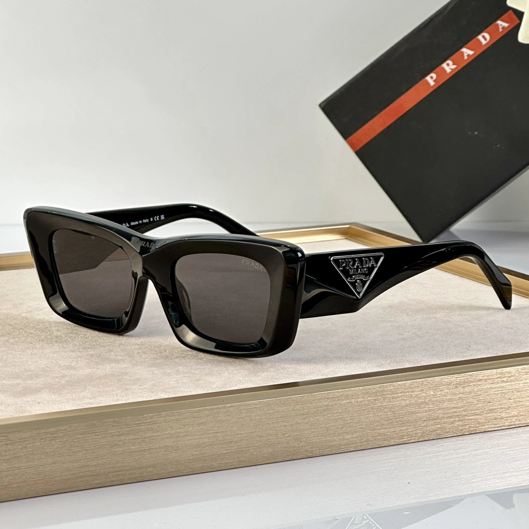Prada AAA Quality Sunglasses Popular 1075