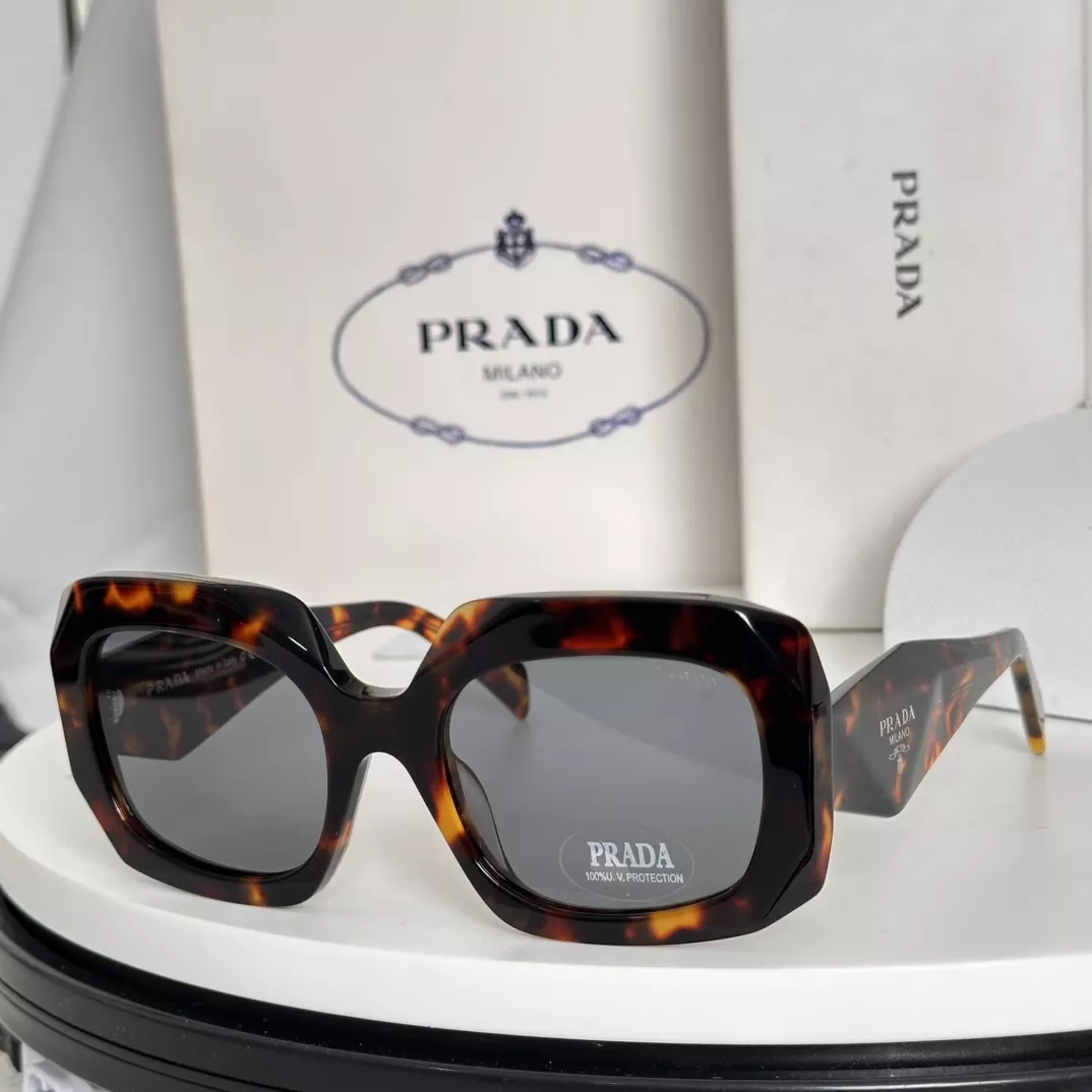 Prada AAA Quality Sunglasses UrbanStyle 2539