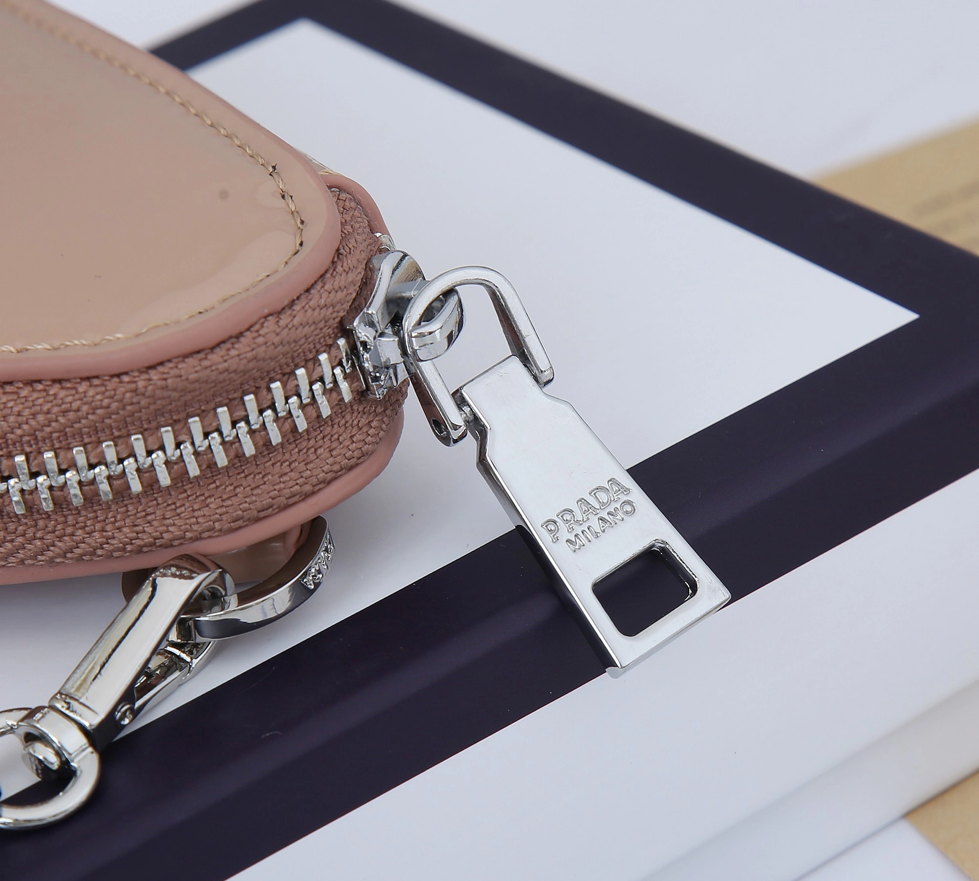 Prada AAA Quality Wallets For Women Cozy 1061