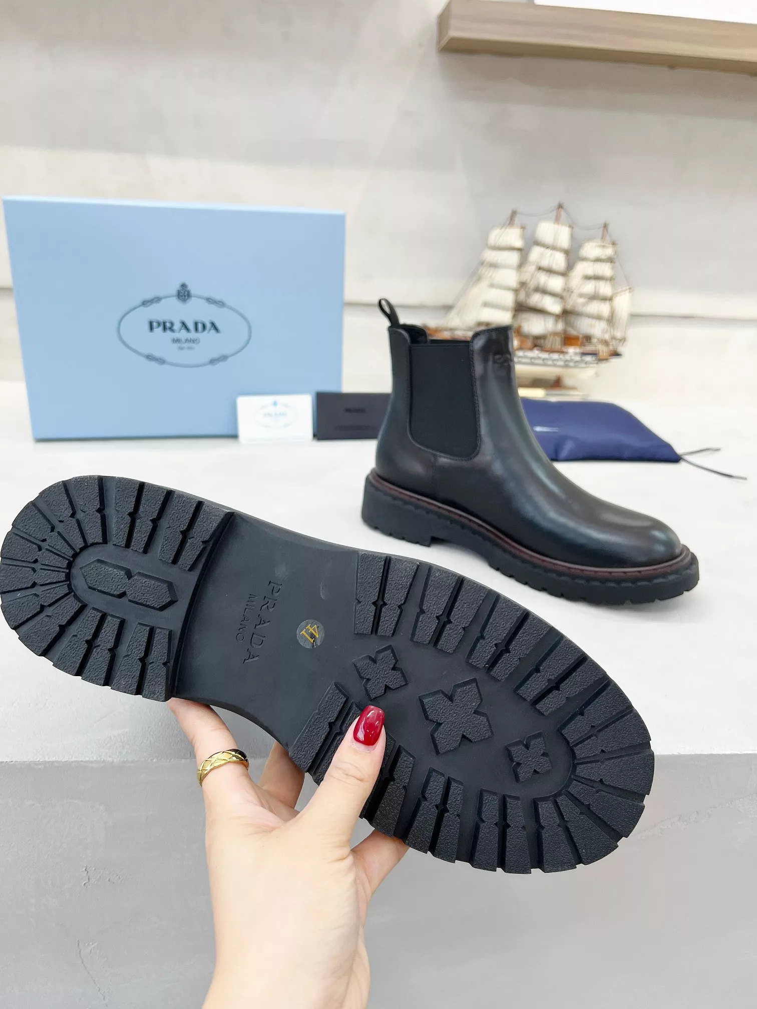 Prada Boots For Men NewStyle 4536