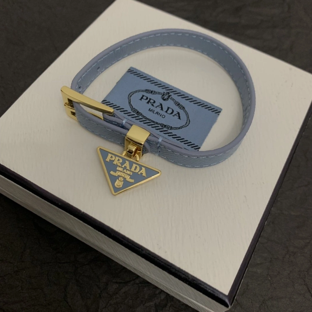 Prada Bracelet Minimalist 8609