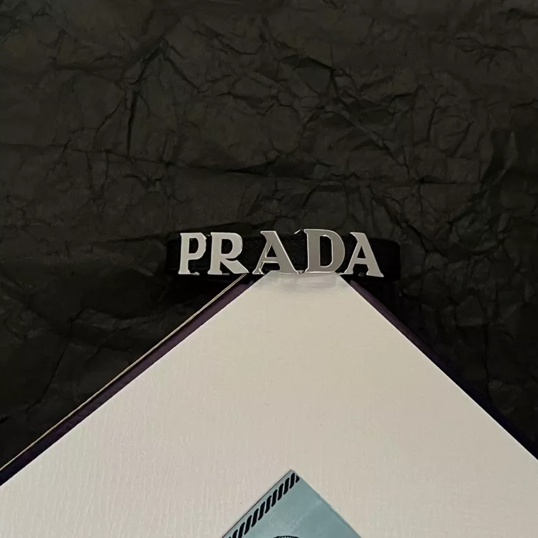 Prada Bracelets Elegant 7041