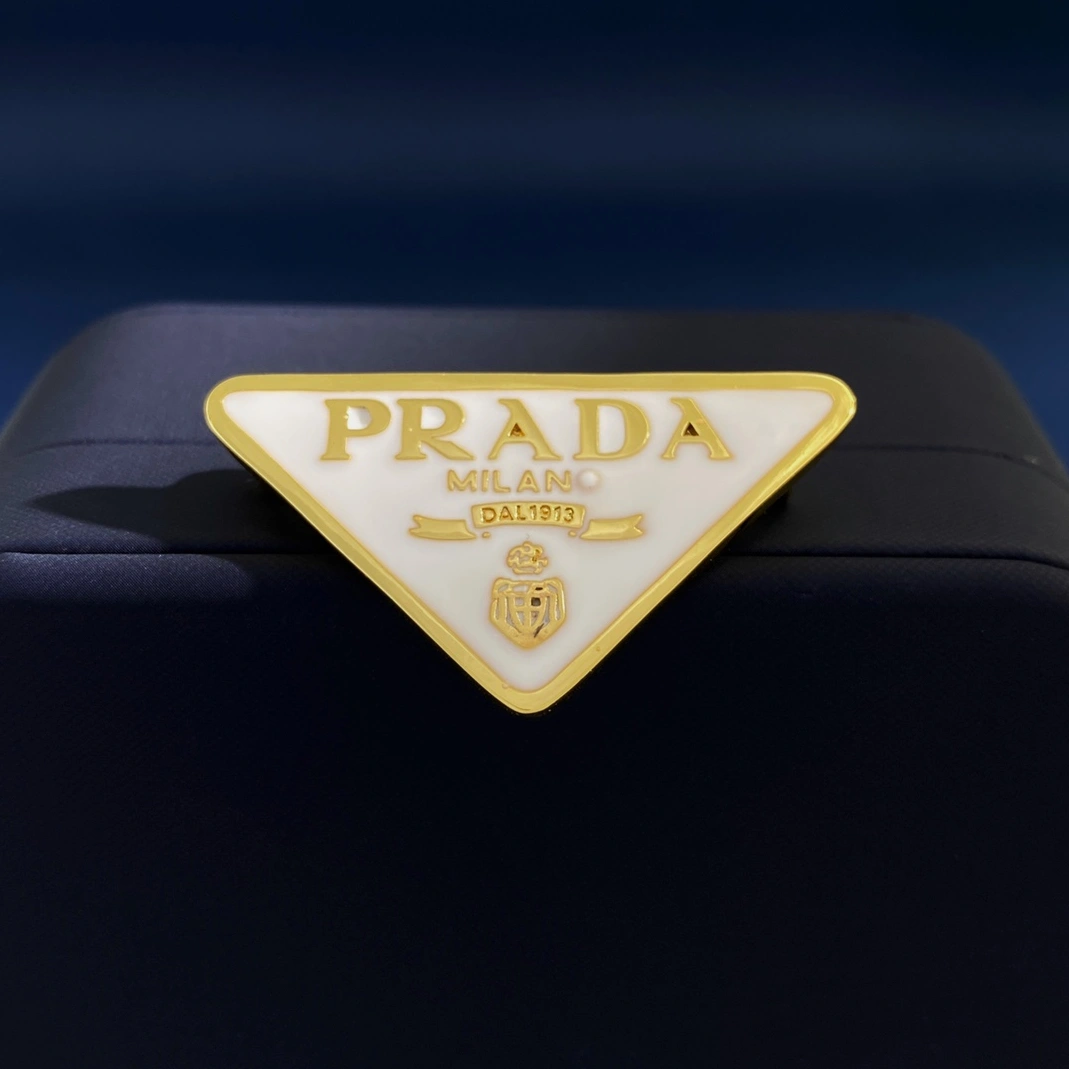 Prada Brooches For Women EyeCatching 9443