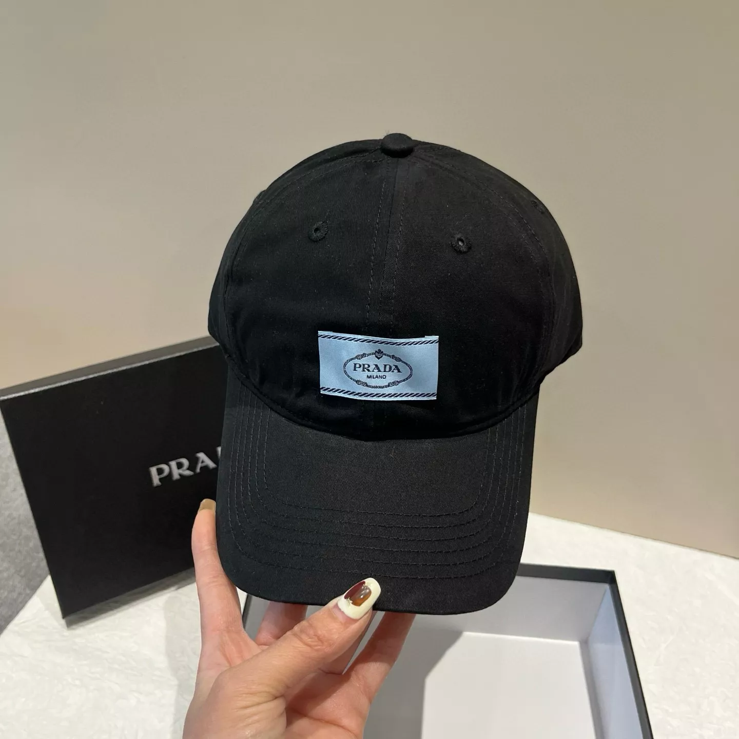 Prada Caps Affordable 7414