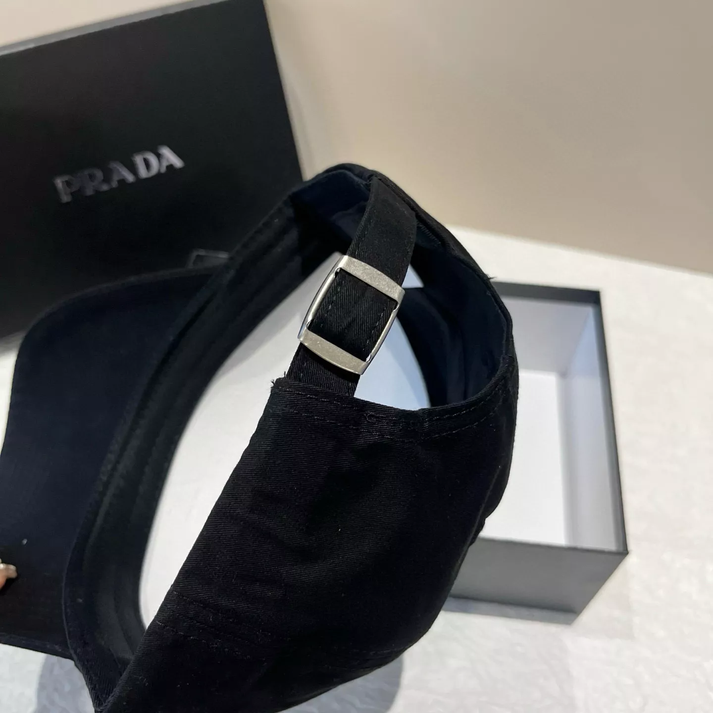 Prada Caps Affordable 7414