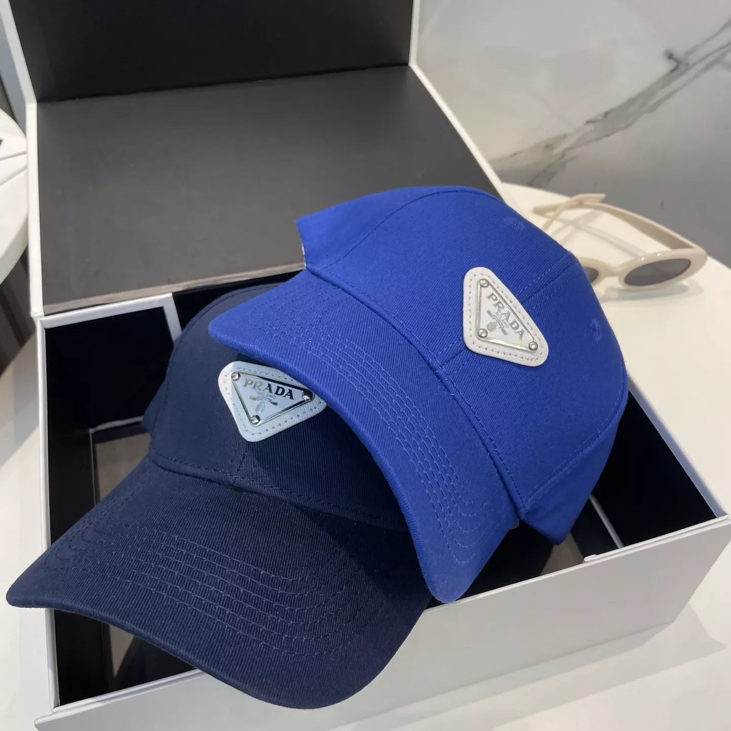 Prada Caps AllSeason 5366