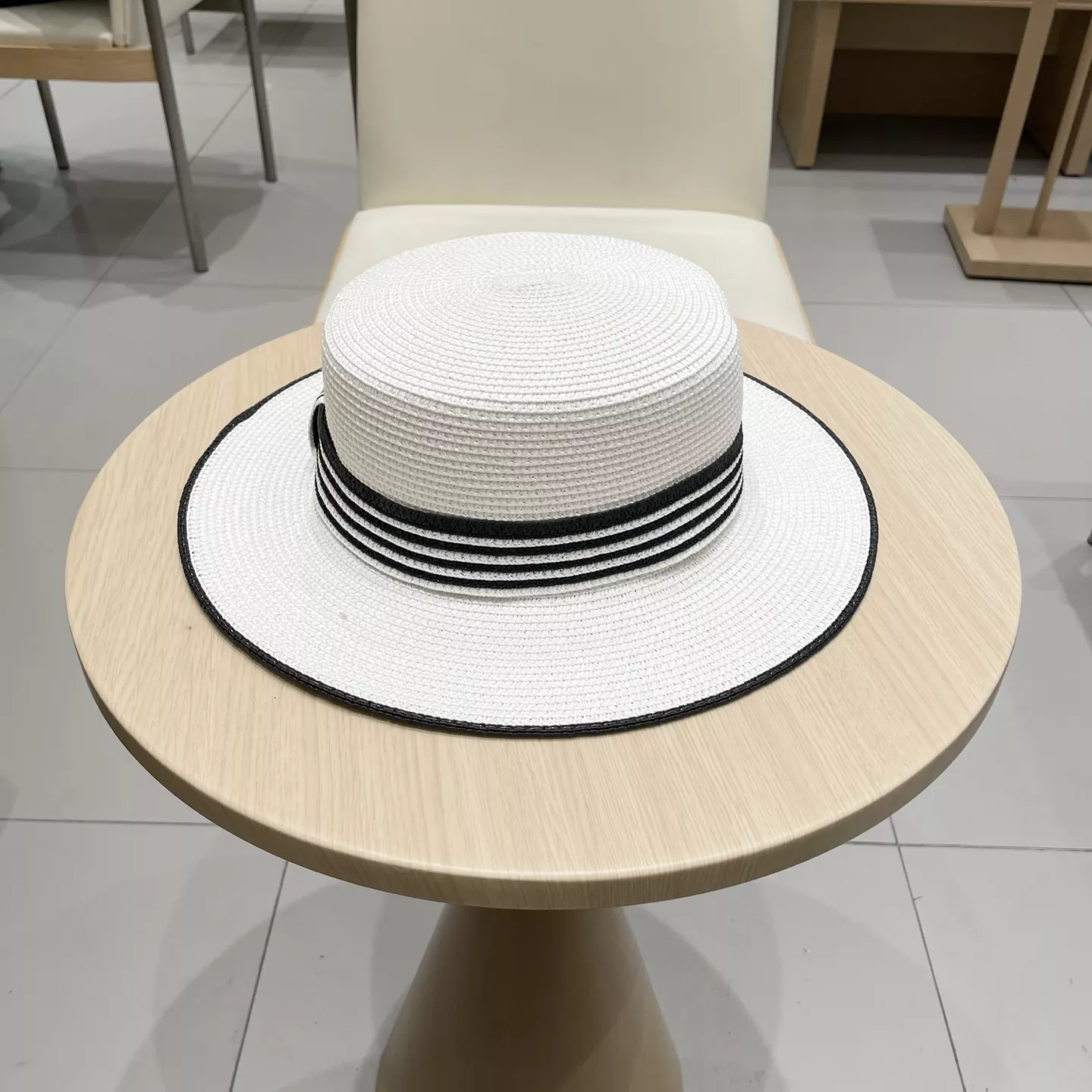 Prada Caps AllSeason 8695