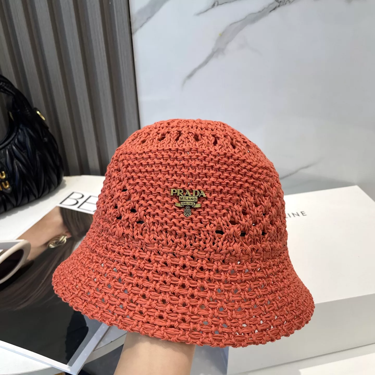 Prada Caps BestValue 1585