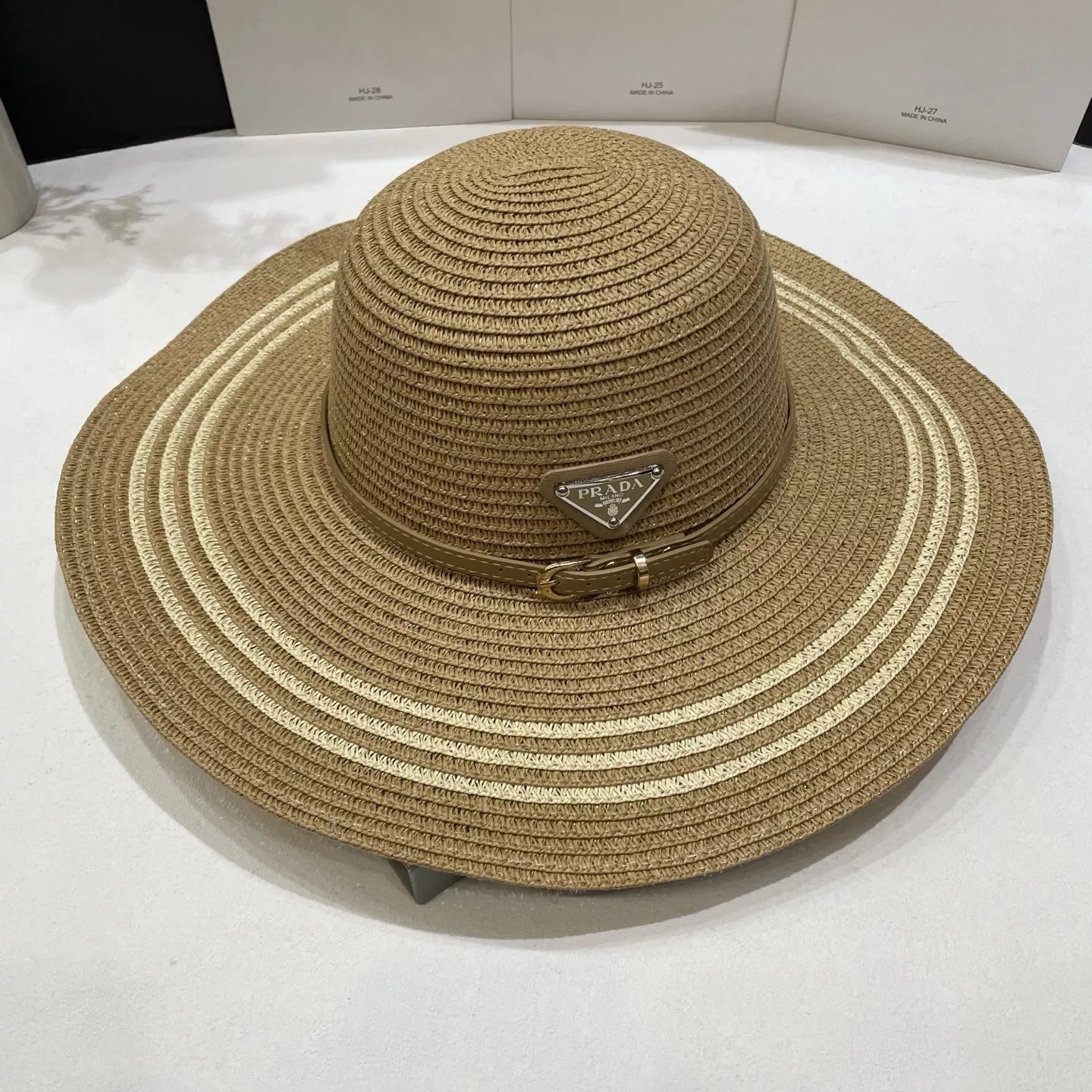 Prada Caps Bright 6006