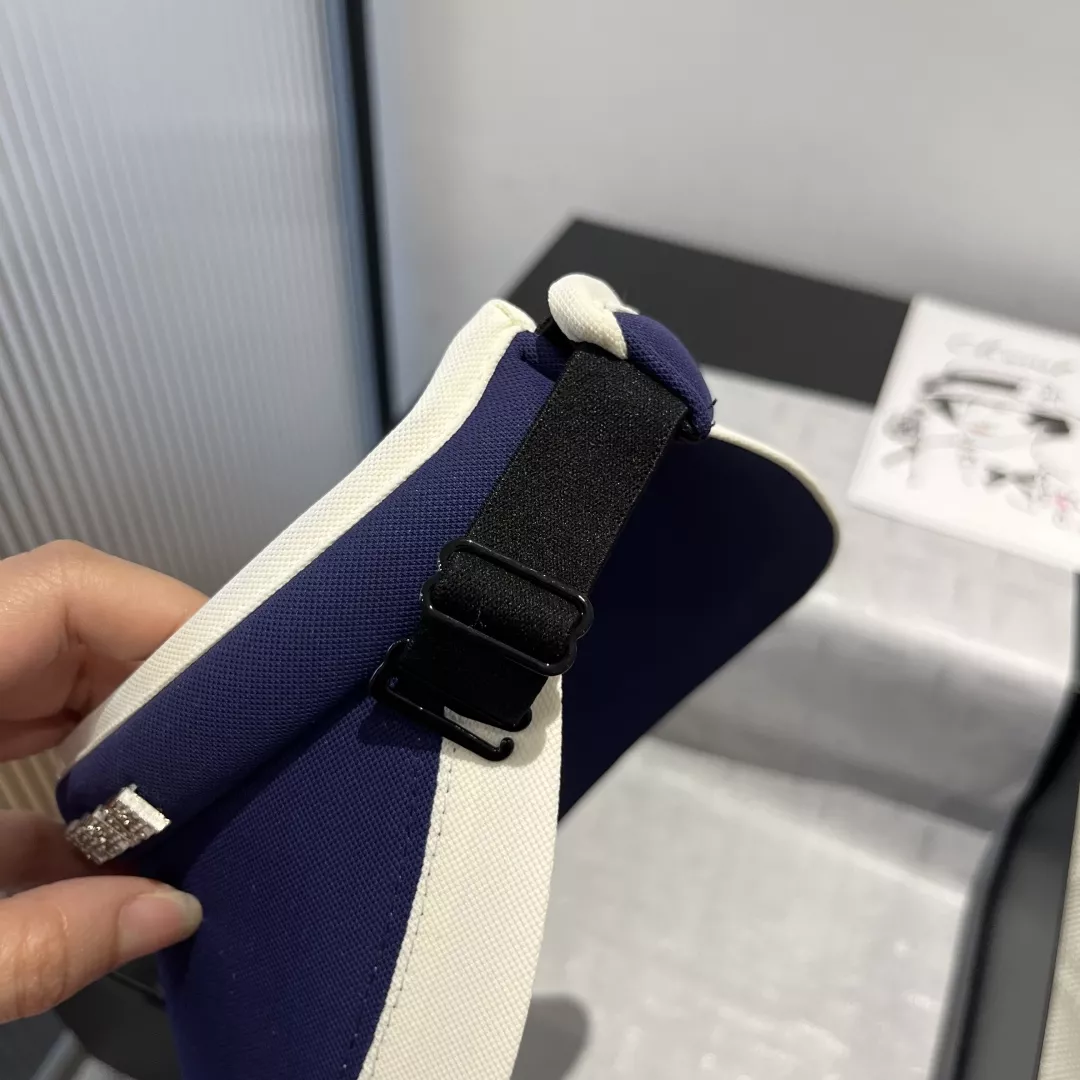 Prada Caps Comfortable 1296