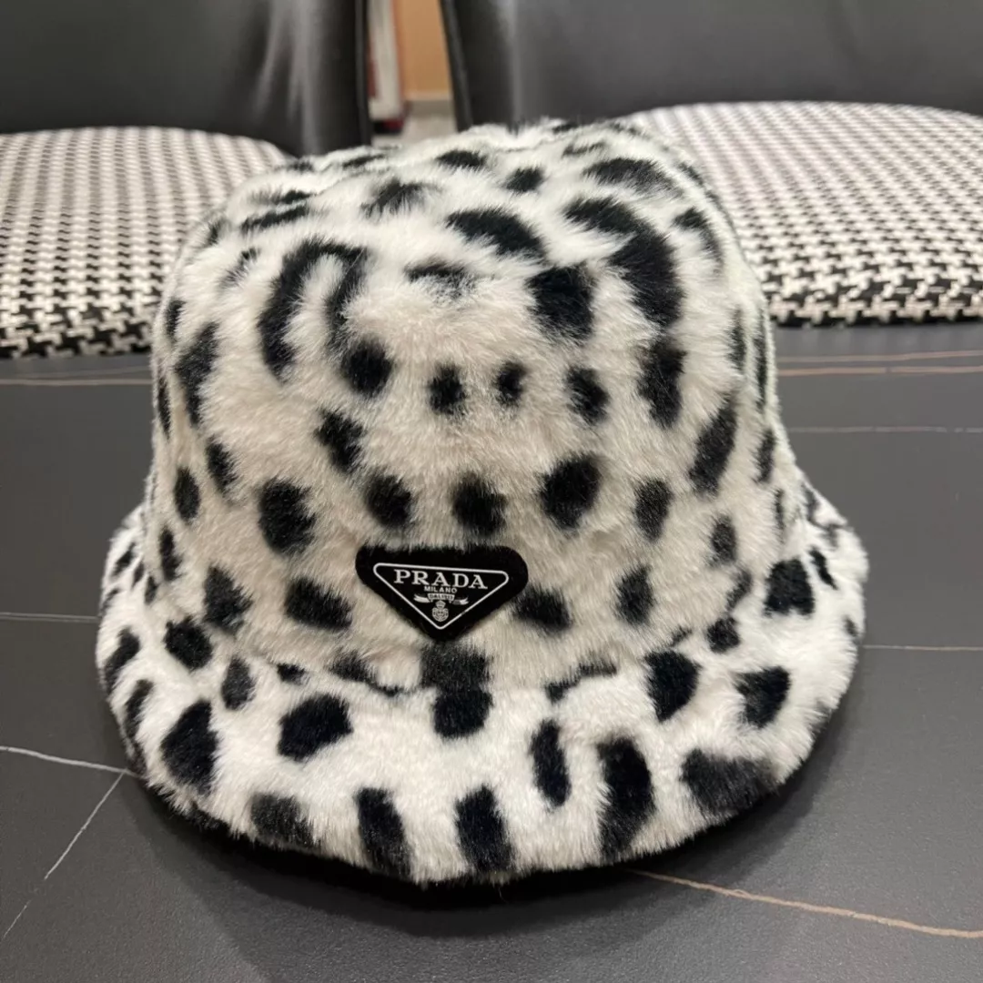 Prada Caps Cozy 5223