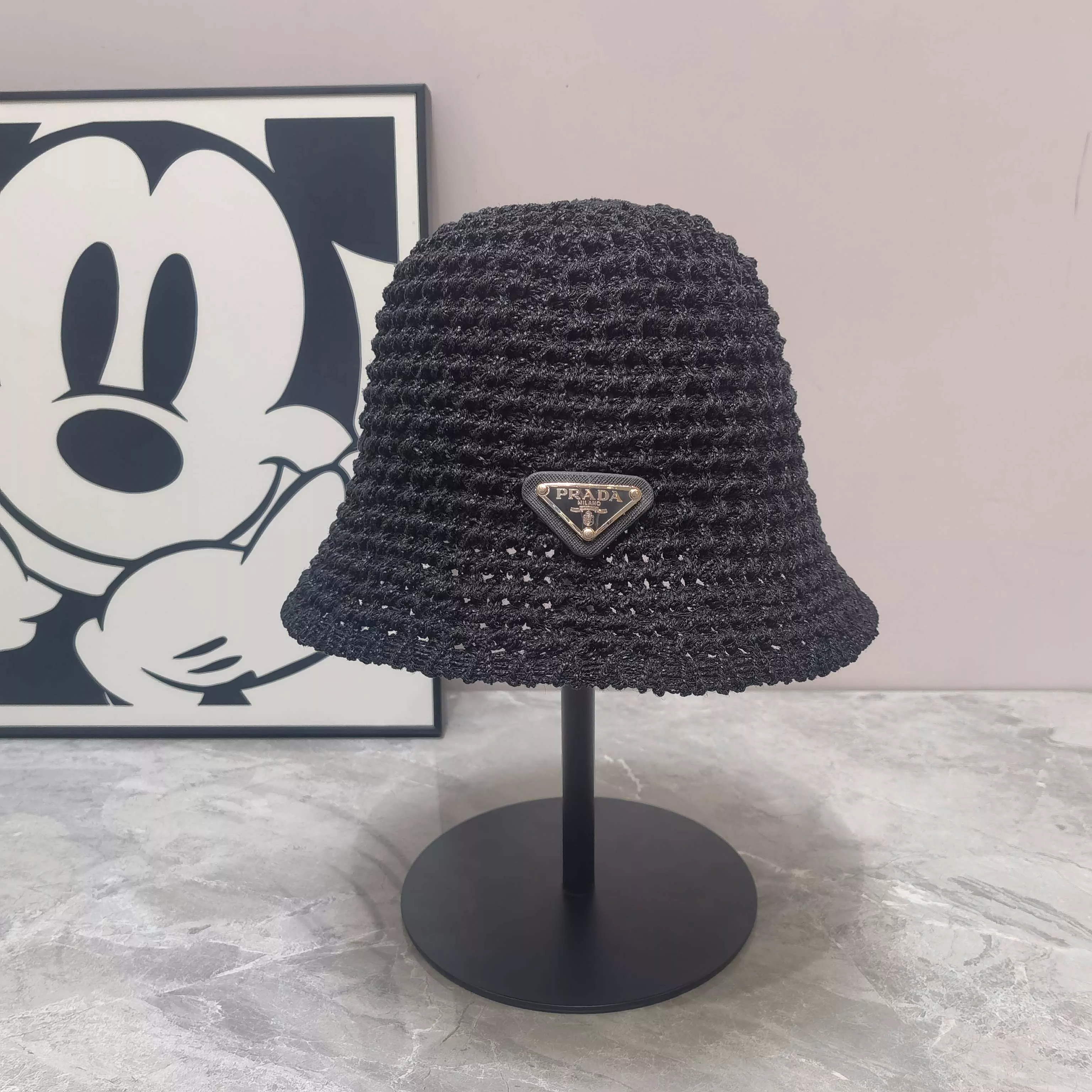 Prada Caps DailyWear 5833