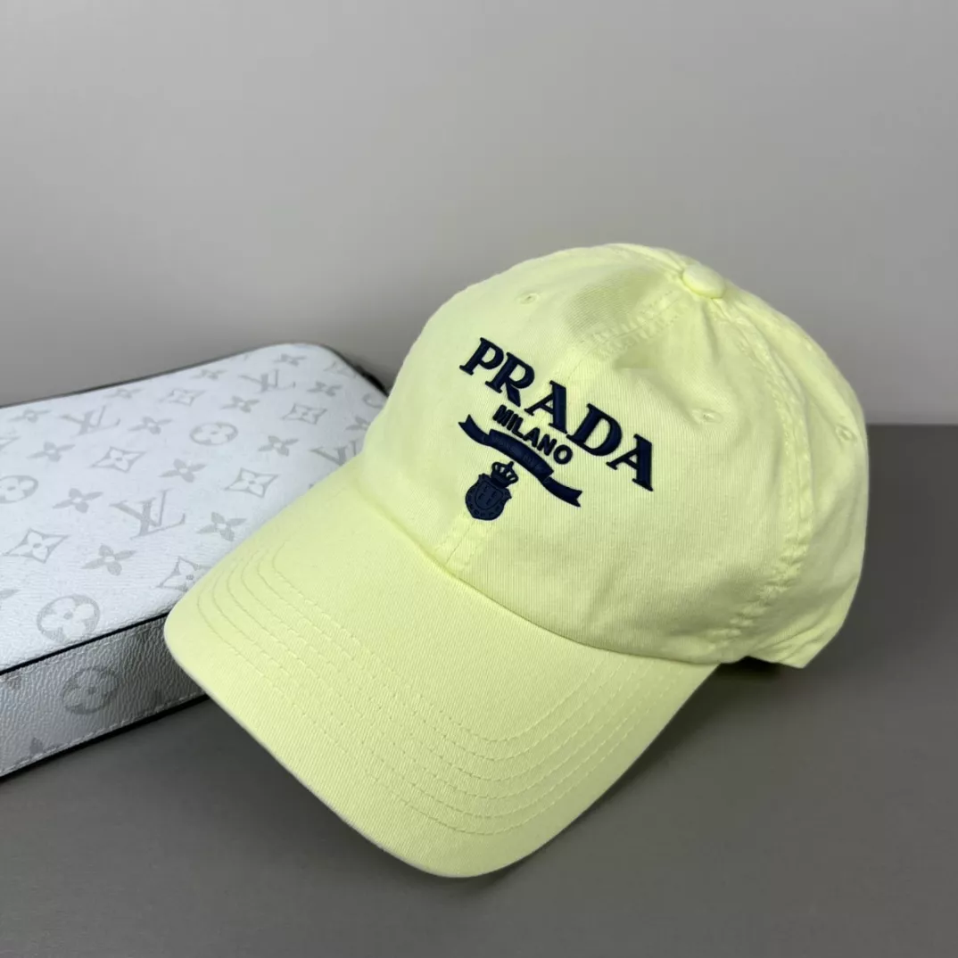 Prada Caps DailyWear 9070