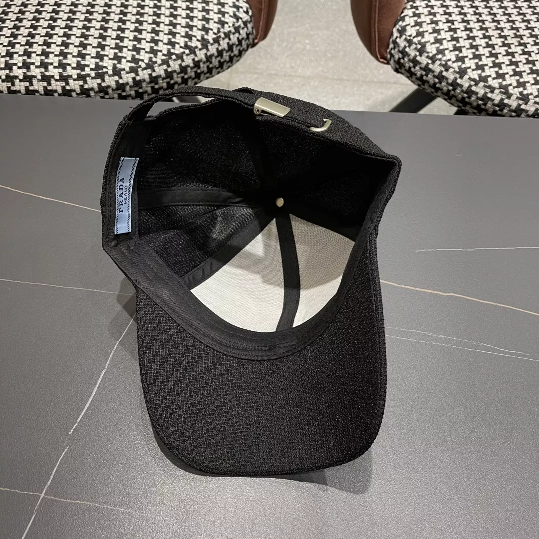 Prada Caps DailyWear 9381