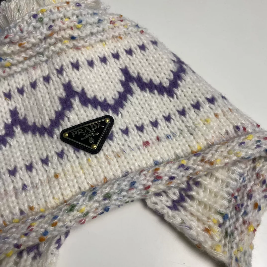 Prada Caps Durable 766