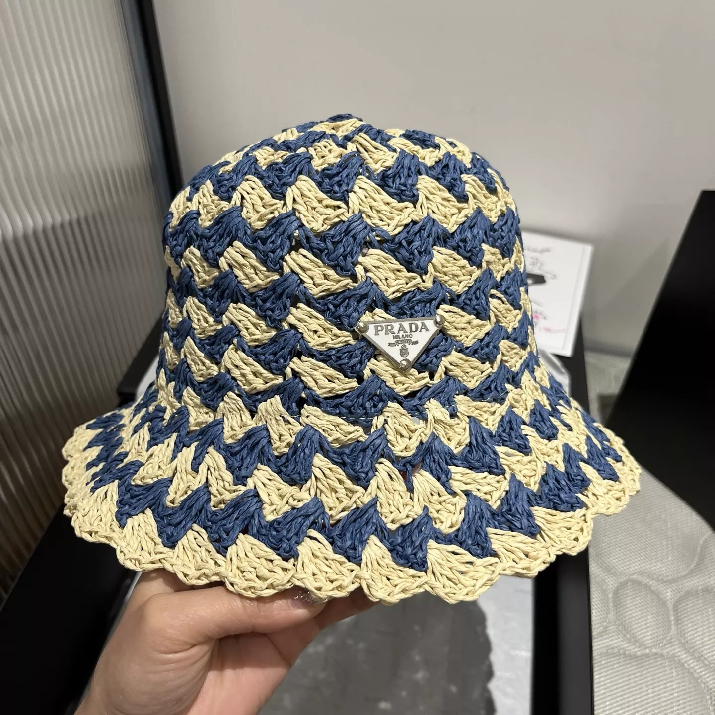 Prada Caps EasyMatch 4741
