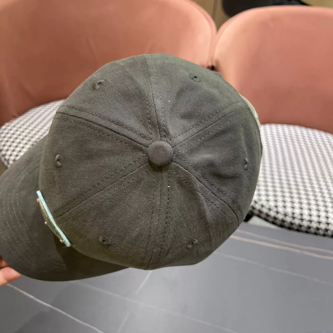 Prada Caps EasyMatch 7887