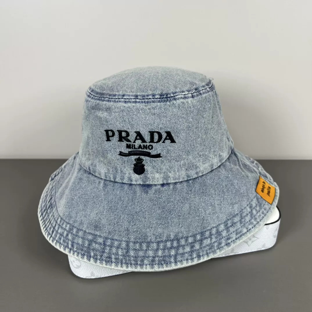 Prada Caps Functional 2179