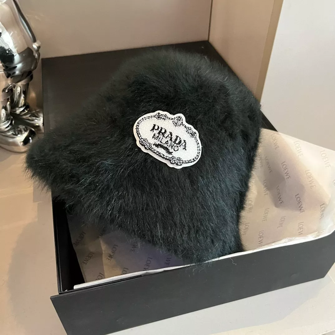 Prada Caps Functional 883
