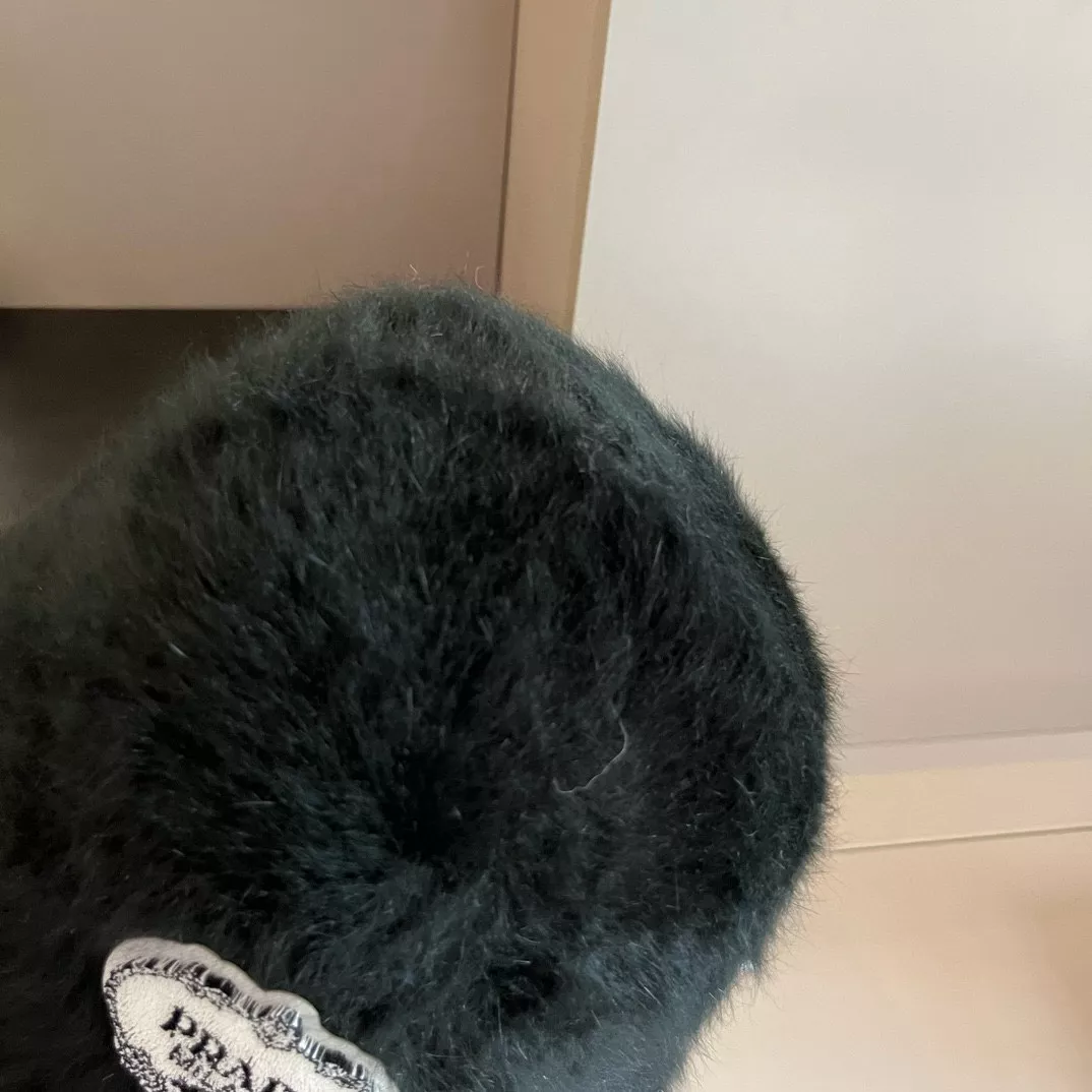 Prada Caps Functional 883