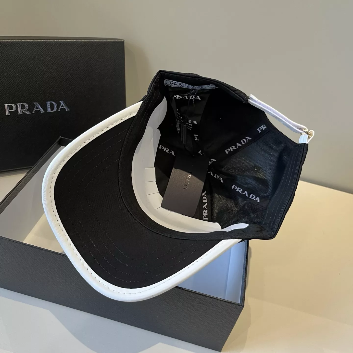 Prada Caps GoAnywhere 1329