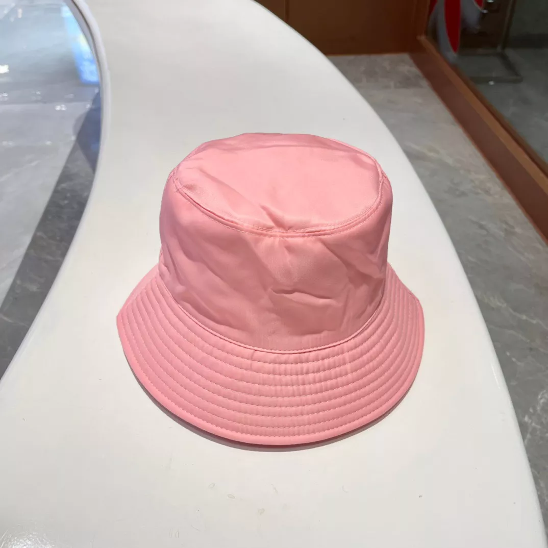 Prada Caps HighQuality 2205