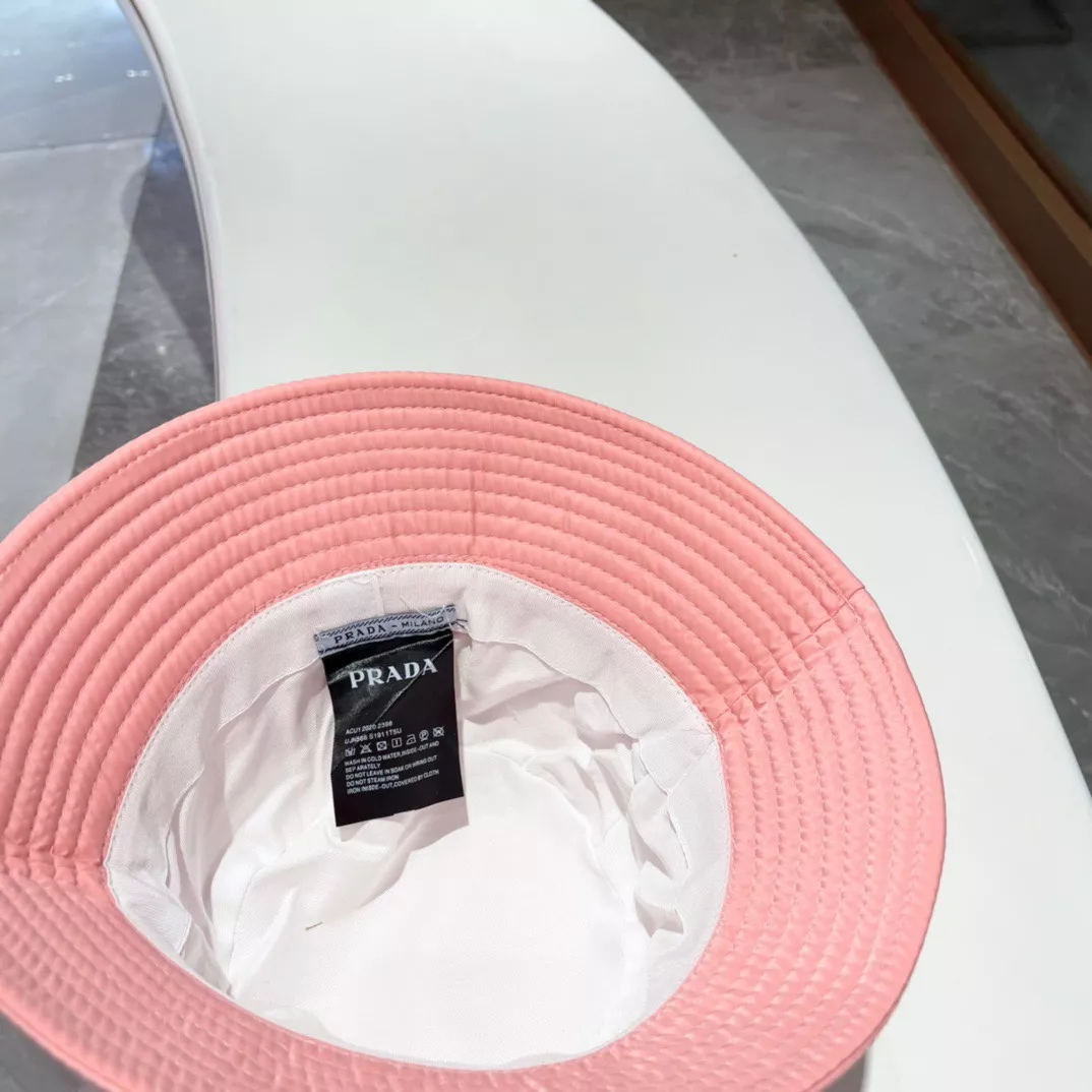 Prada Caps HighQuality 2205