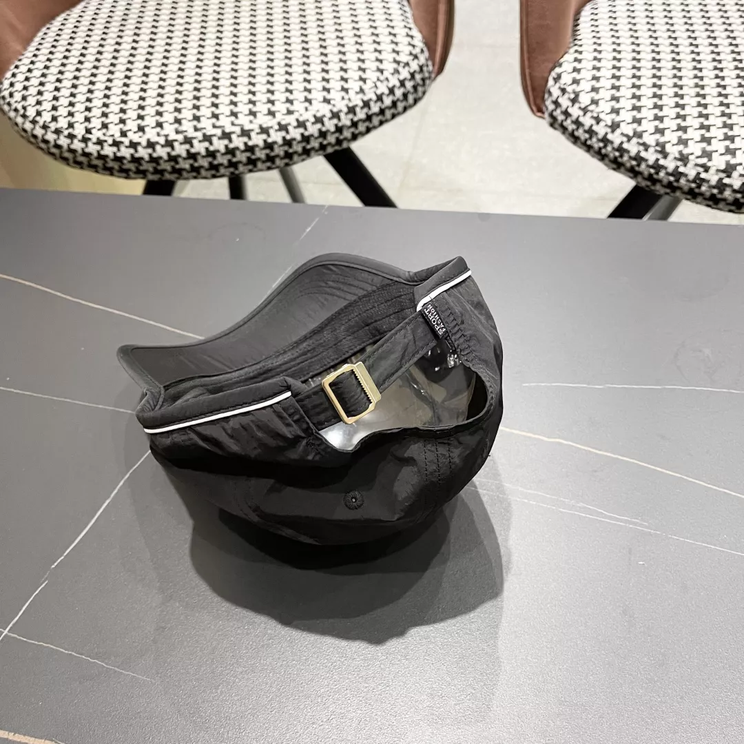 Prada Caps HighQuality 6387