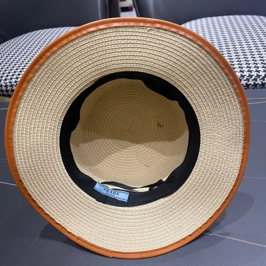Prada Caps ModernLook 8132