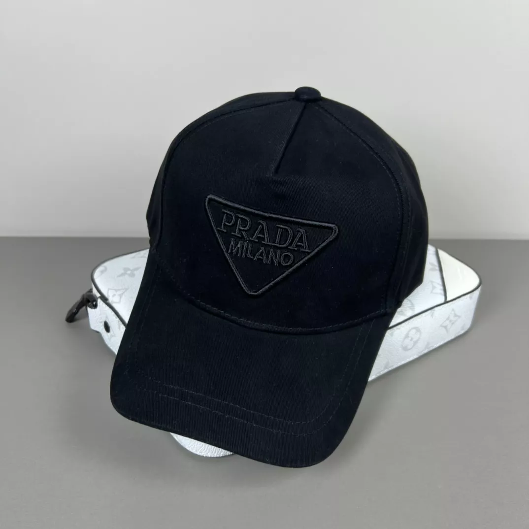 Prada Caps NewStyle 4319