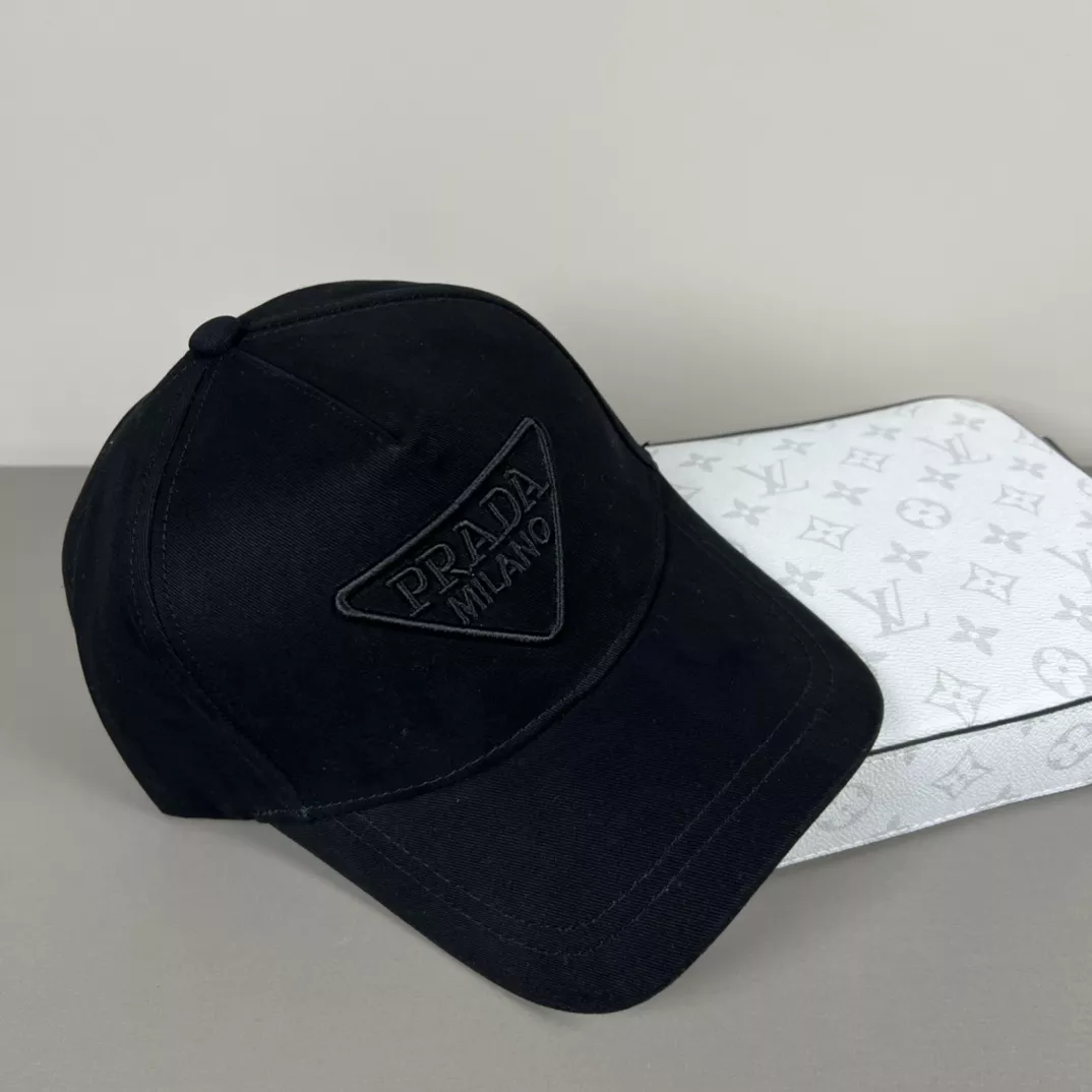 Prada Caps NewStyle 4319