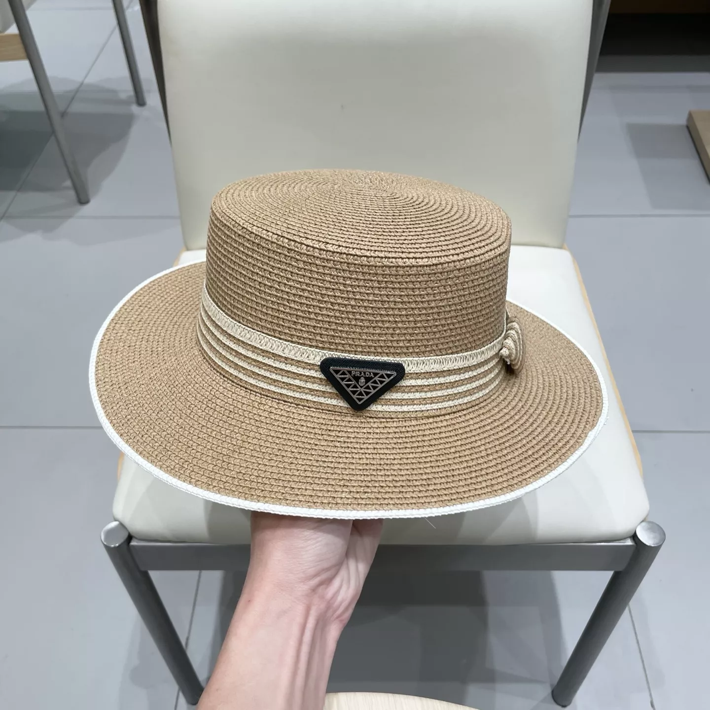 Prada Caps NewStyle 7049